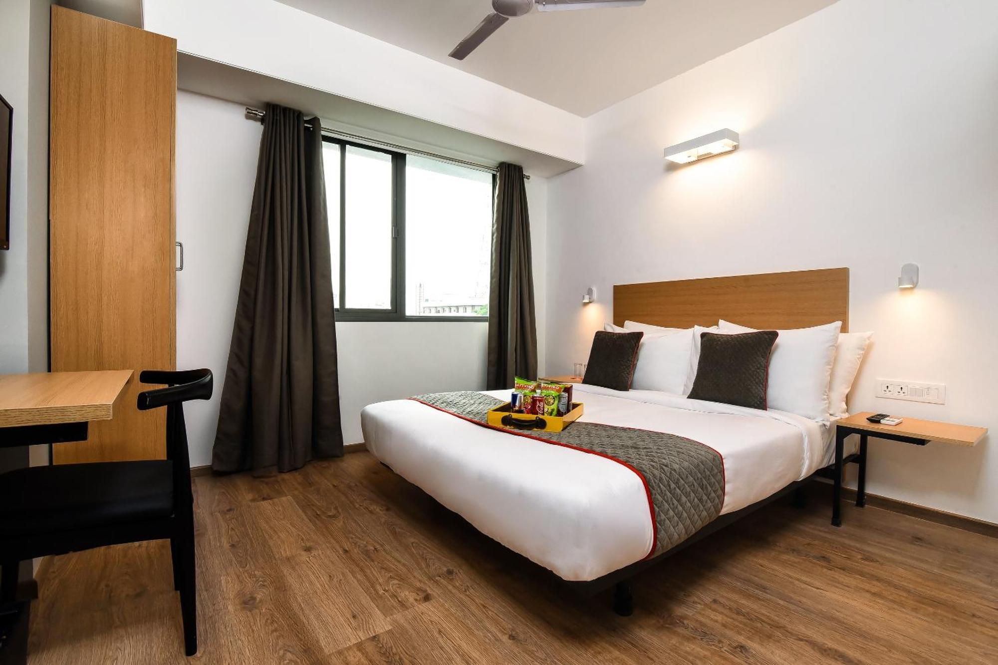 Hotel Townhouse C Scheme Ahinsa Circle Divisione di Divisione di Jaipur Esterno foto