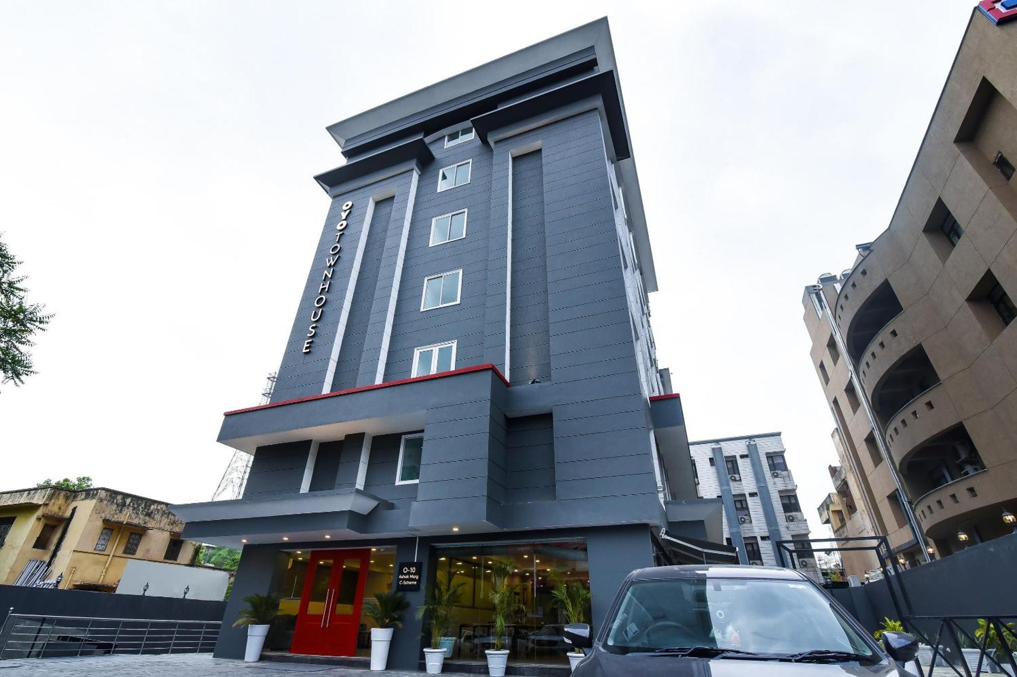 Hotel Townhouse C Scheme Ahinsa Circle Divisione di Divisione di Jaipur Esterno foto