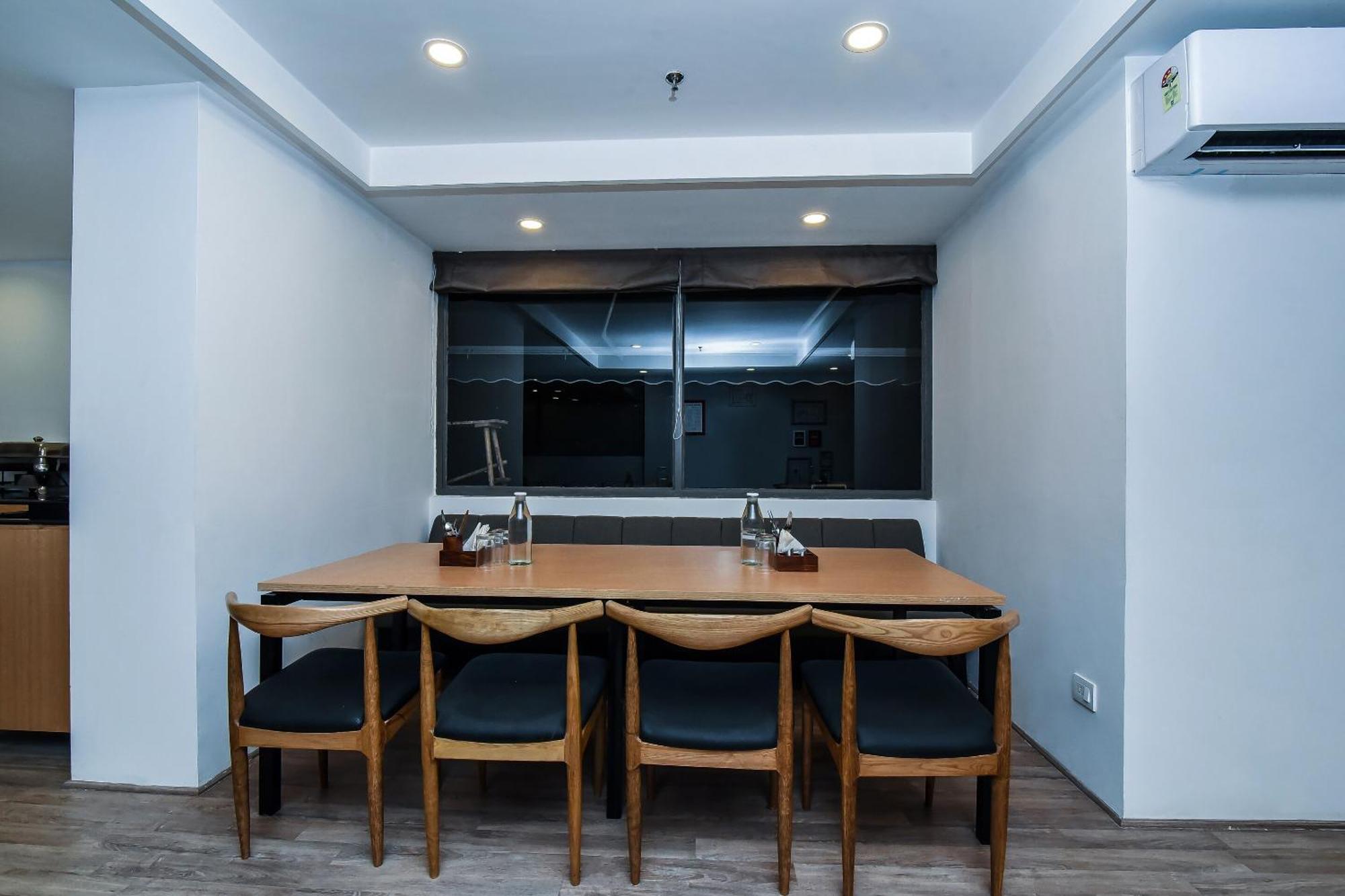 Hotel Townhouse C Scheme Ahinsa Circle Divisione di Divisione di Jaipur Esterno foto