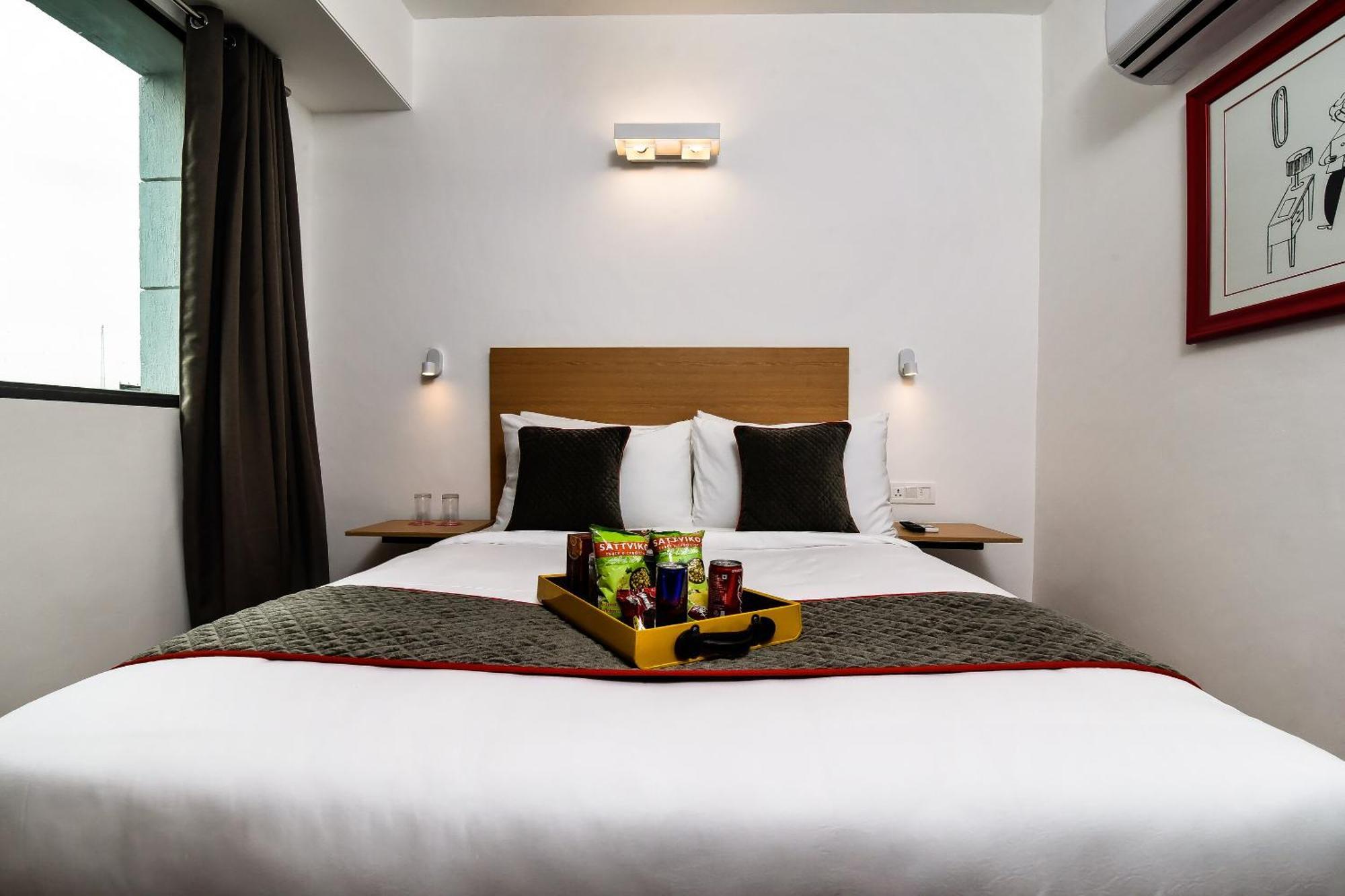 Hotel Townhouse C Scheme Ahinsa Circle Divisione di Divisione di Jaipur Esterno foto