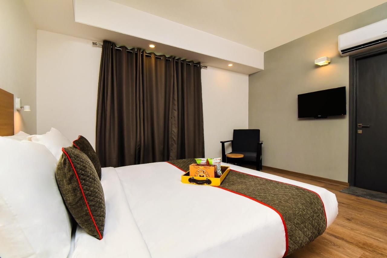 Hotel Townhouse C Scheme Ahinsa Circle Divisione di Divisione di Jaipur Esterno foto